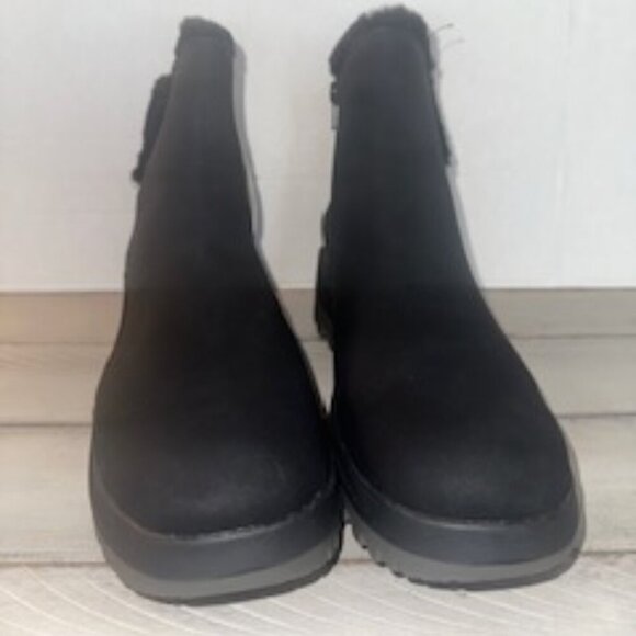 New‎ Never Worn Bare Trap's Noemi Cold Weather Booties - Picture 1 of 5